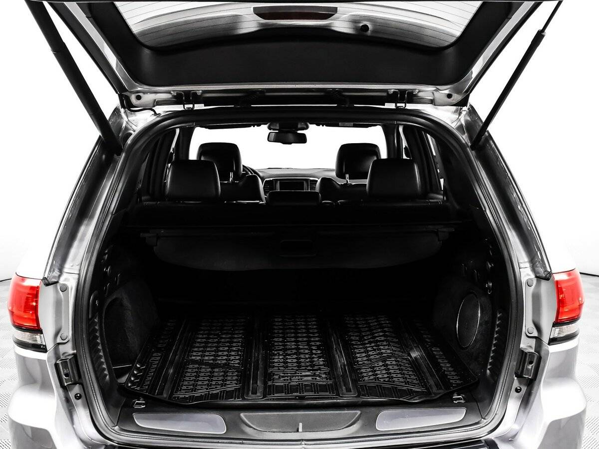 Jeep Grand Cherokee 2014 года с пробегом. Фото: #19