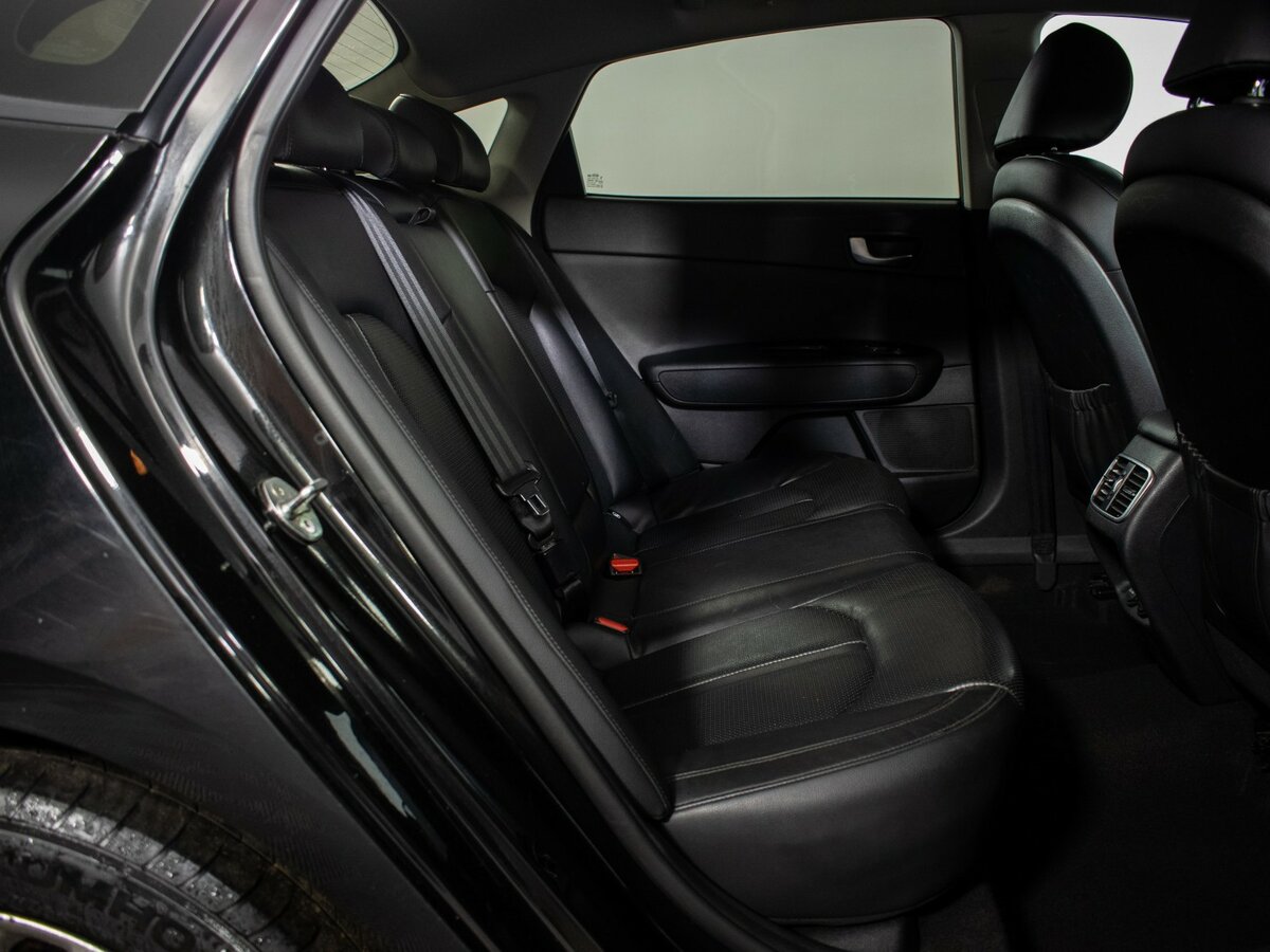 Б/У Киа Оптима 2017 года. Фото: #9