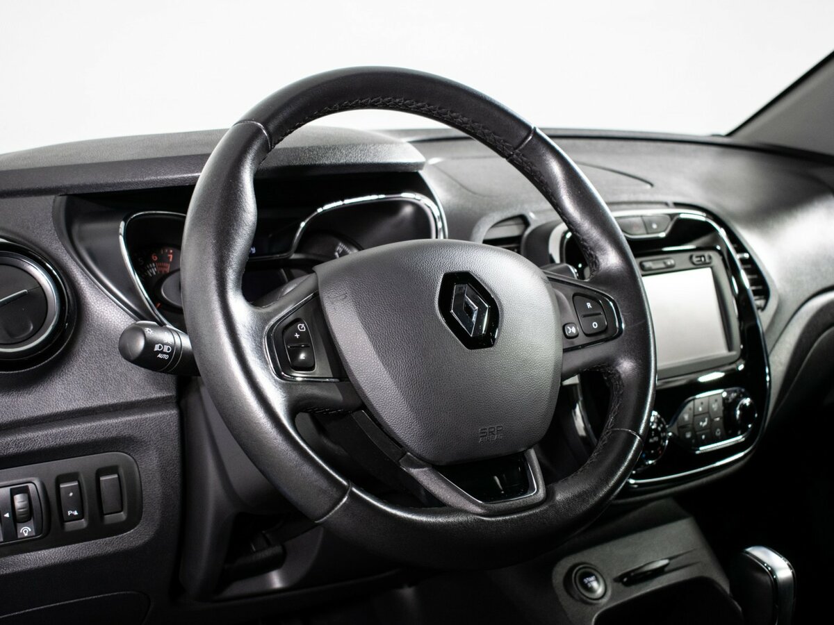 Б/У Рено Каптюр 2017 года. Фото: #10