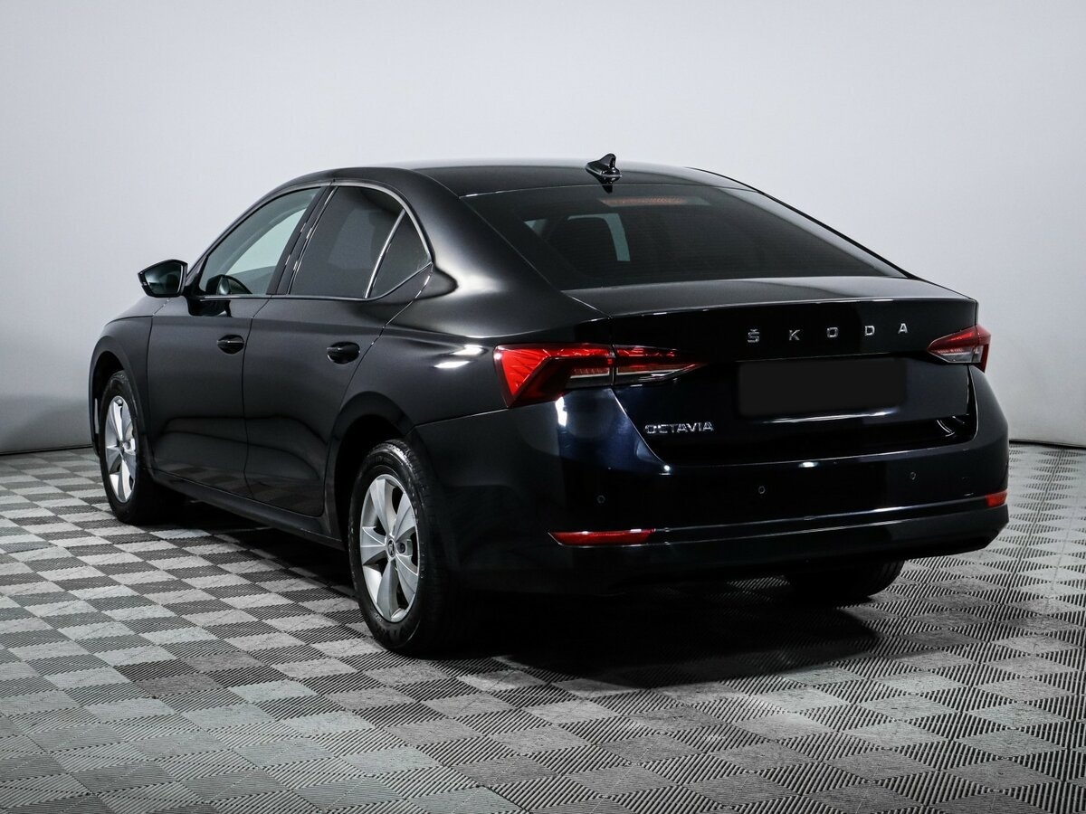 Б/У Шкода Октавия 2020 года. Фото: #5