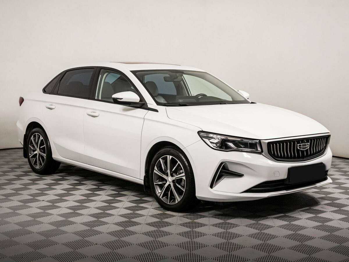 Б/У Джили Эмгранд 2023 года. Фото: #2