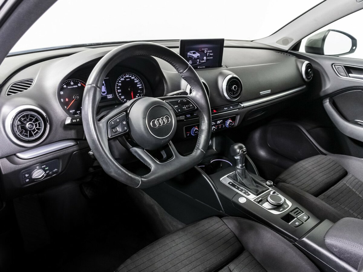 Audi A3 2018 года с пробегом. Фото: #8
