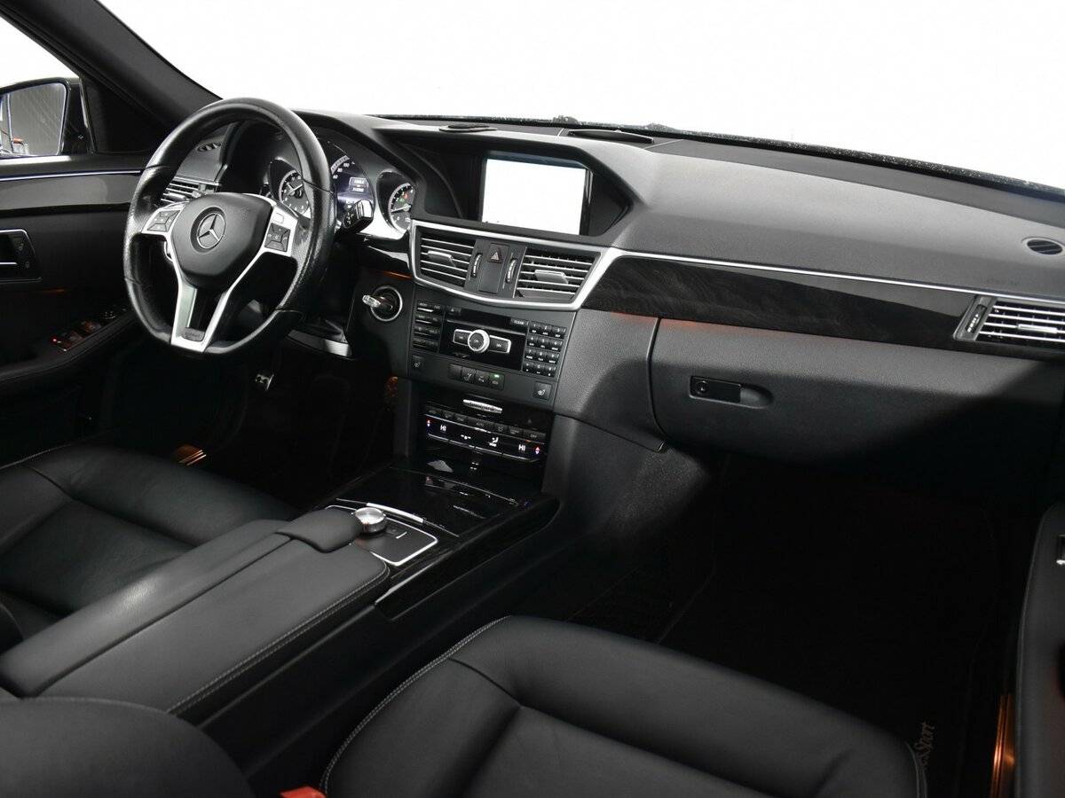 Mercedes-Benz E-Класс 2012 года с пробегом. Фото: #9