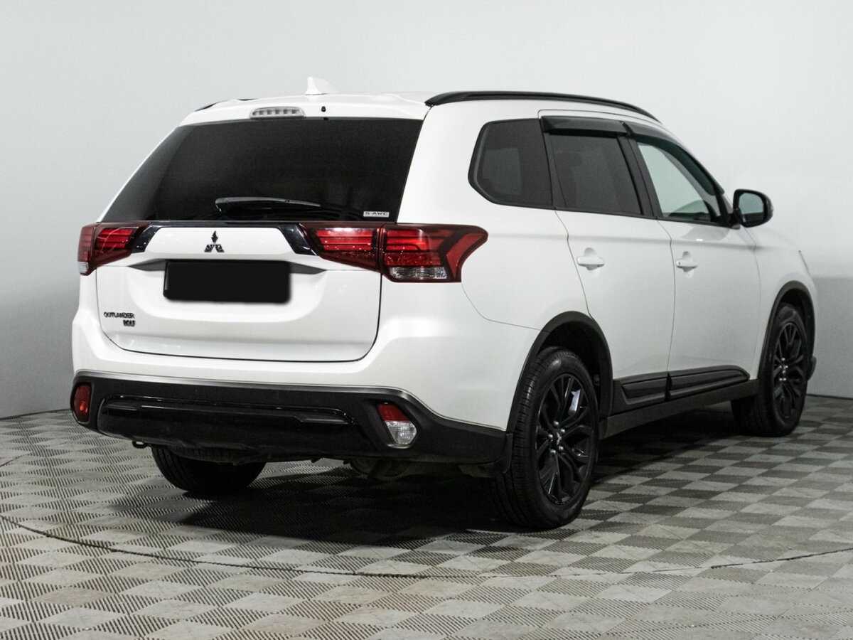Mitsubishi Outlander 2021 года с пробегом. Фото: #4