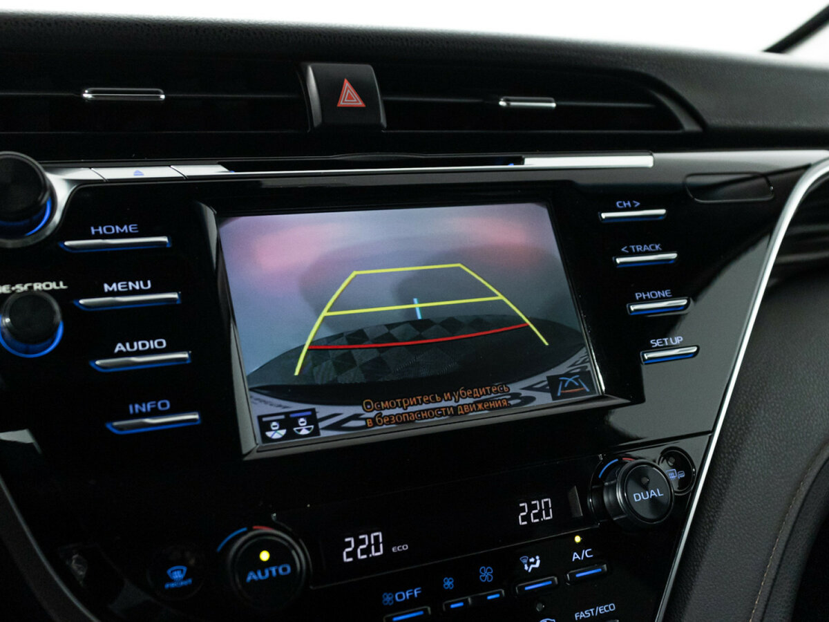 Toyota Camry 2019 года с пробегом. Фото: #16