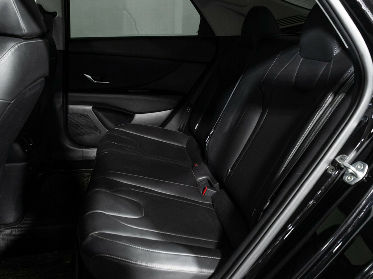 Б/У Хендай Елантра 2023 года. Фото: #9