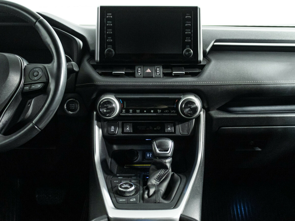 Toyota RAV4 2019 года с пробегом. Фото: #13