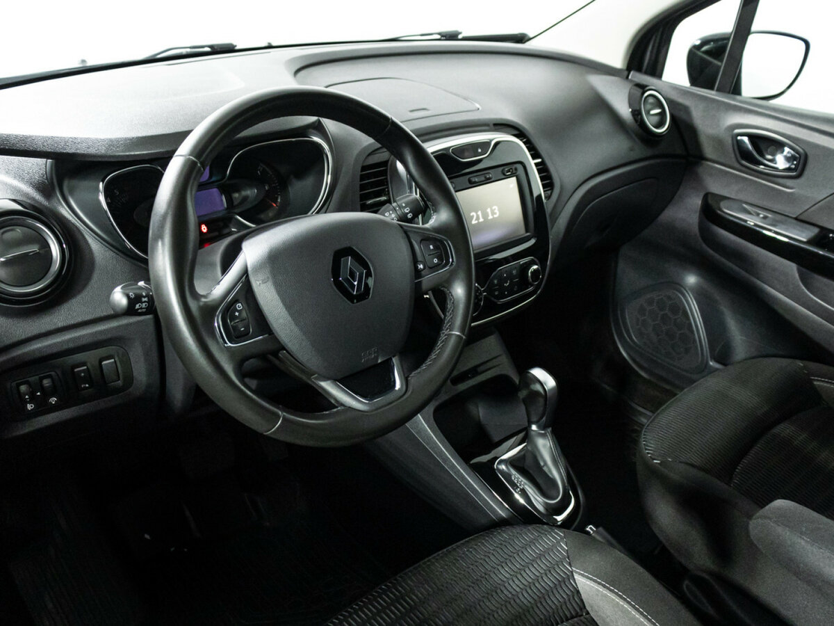 Б/У Рено Каптюр 2017 года. Фото: #10