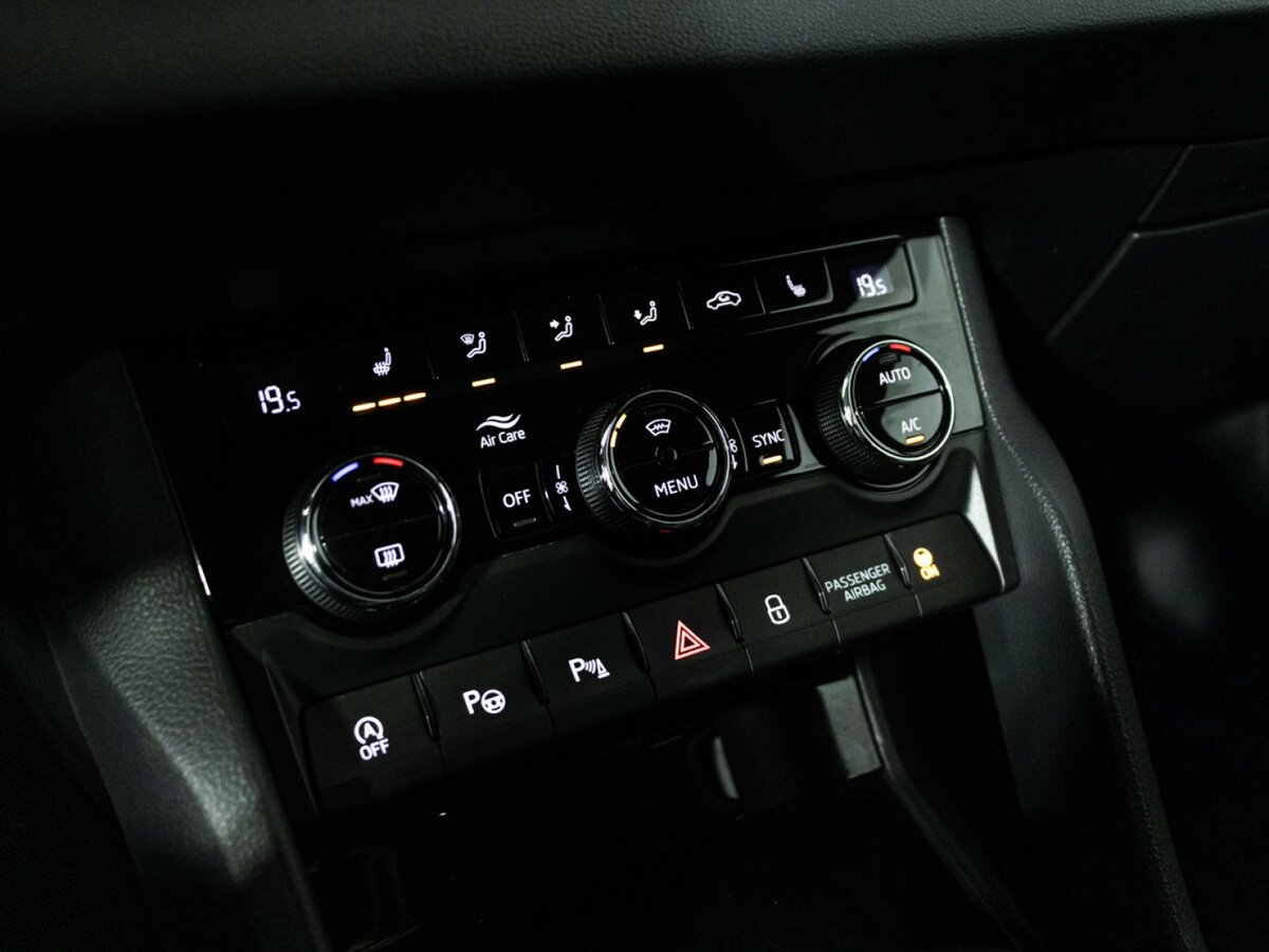 Б/У Шкода Карок 2021 года. Фото: #12