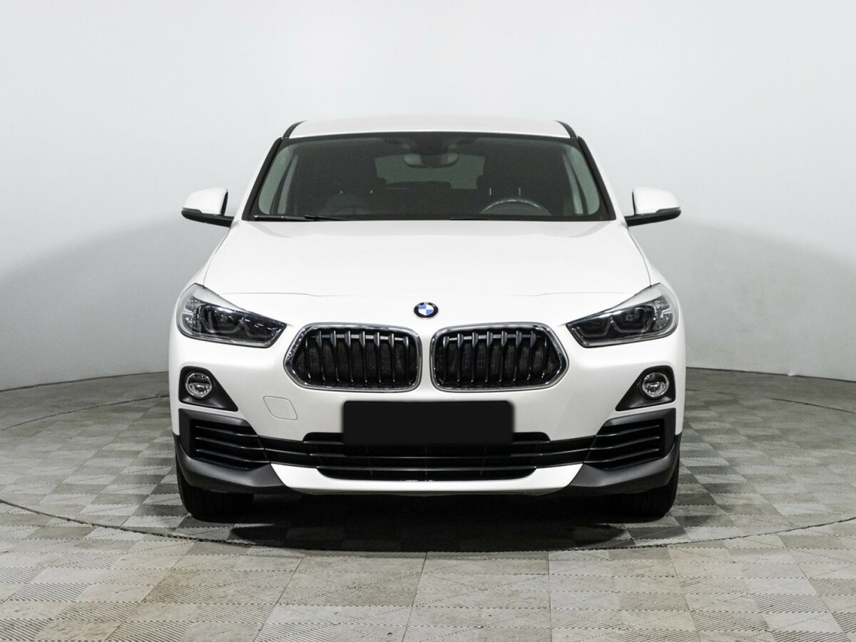 BMW X2 2018 года с пробегом. Фото: #1