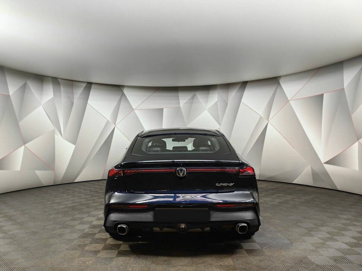 Changan UNI-V 2023 года с пробегом. Фото: #7