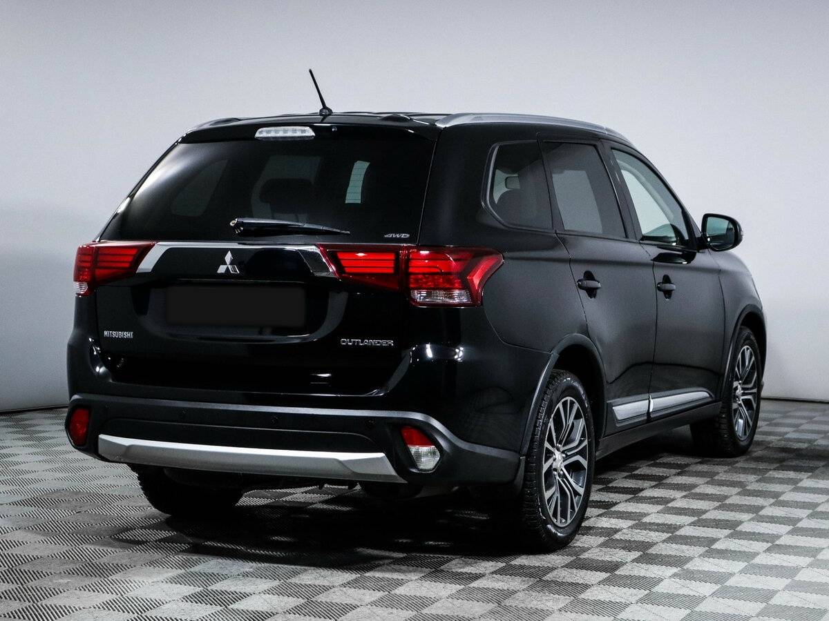 Mitsubishi Outlander 2015 года с пробегом. Фото: #4