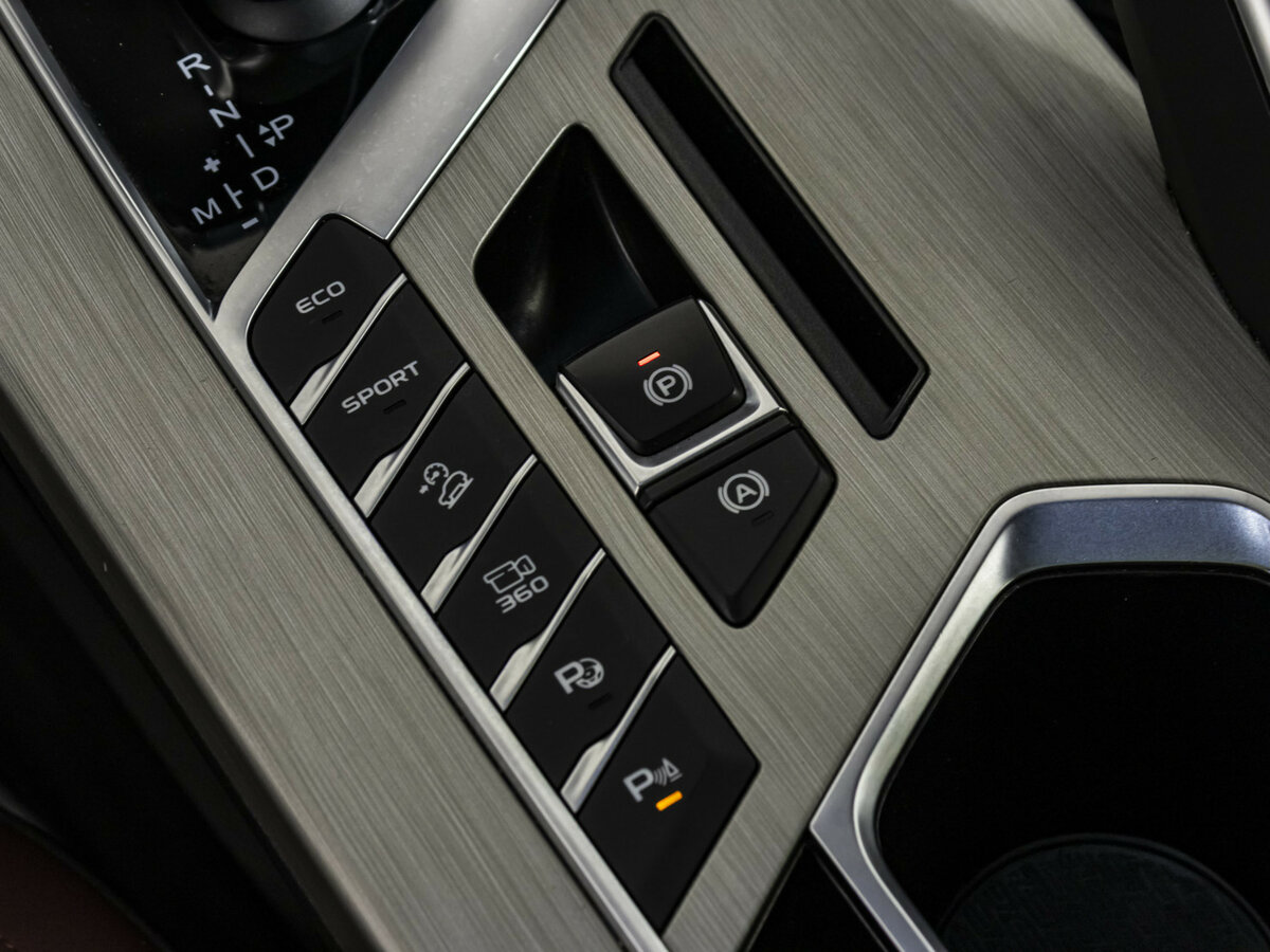 Б/У Джили Кулрэй 2022 года. Фото: #13