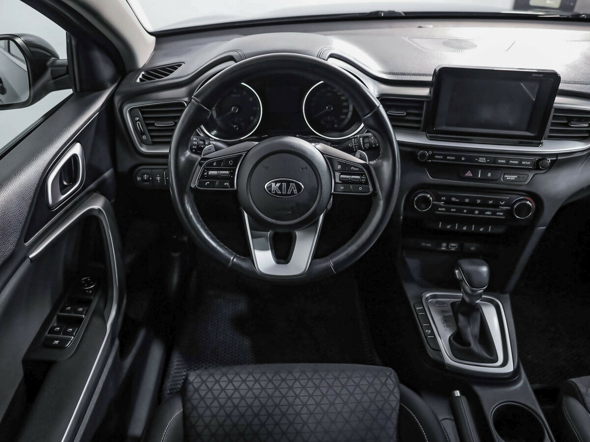 Kia Ceed 2019 года с пробегом. Фото: #8