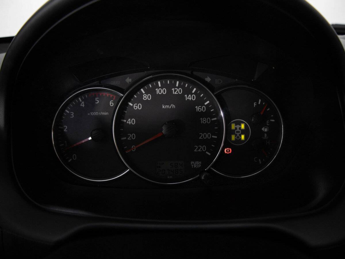 Mitsubishi Pajero Sport 2014 года с пробегом. Фото: #10