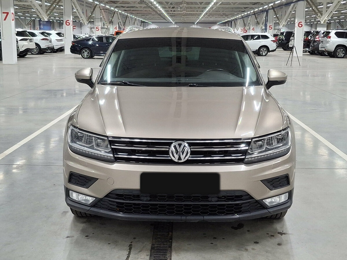 Volkswagen Tiguan 2017 года с пробегом. Фото: #1