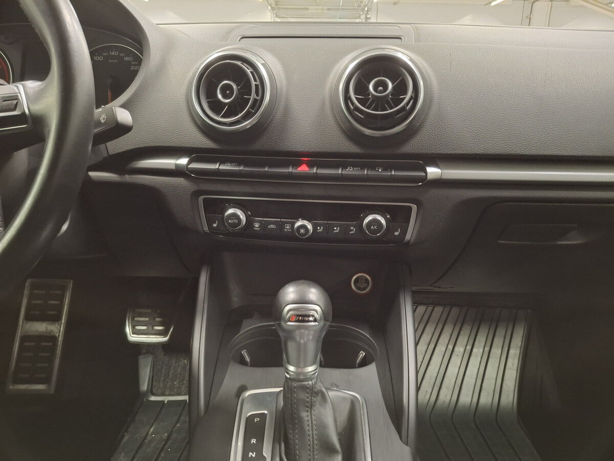 Audi A3 2016 года с пробегом. Фото: #14