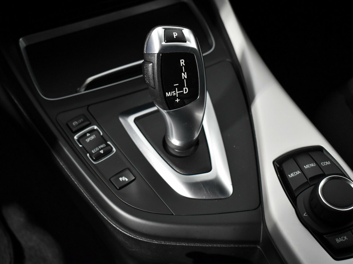 BMW 1 серии 2018 года с пробегом. Фото: #9