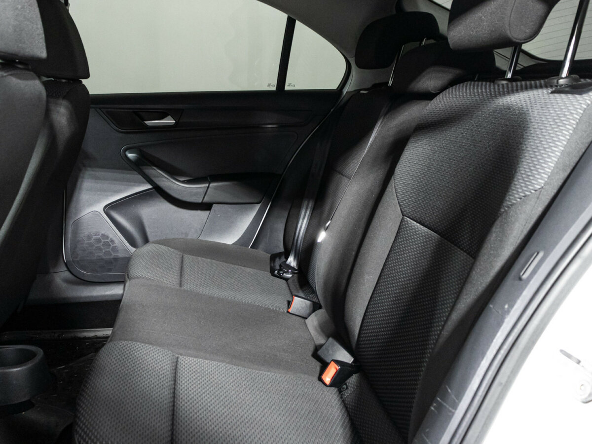 Volkswagen Polo 2021 года с пробегом. Фото: #9