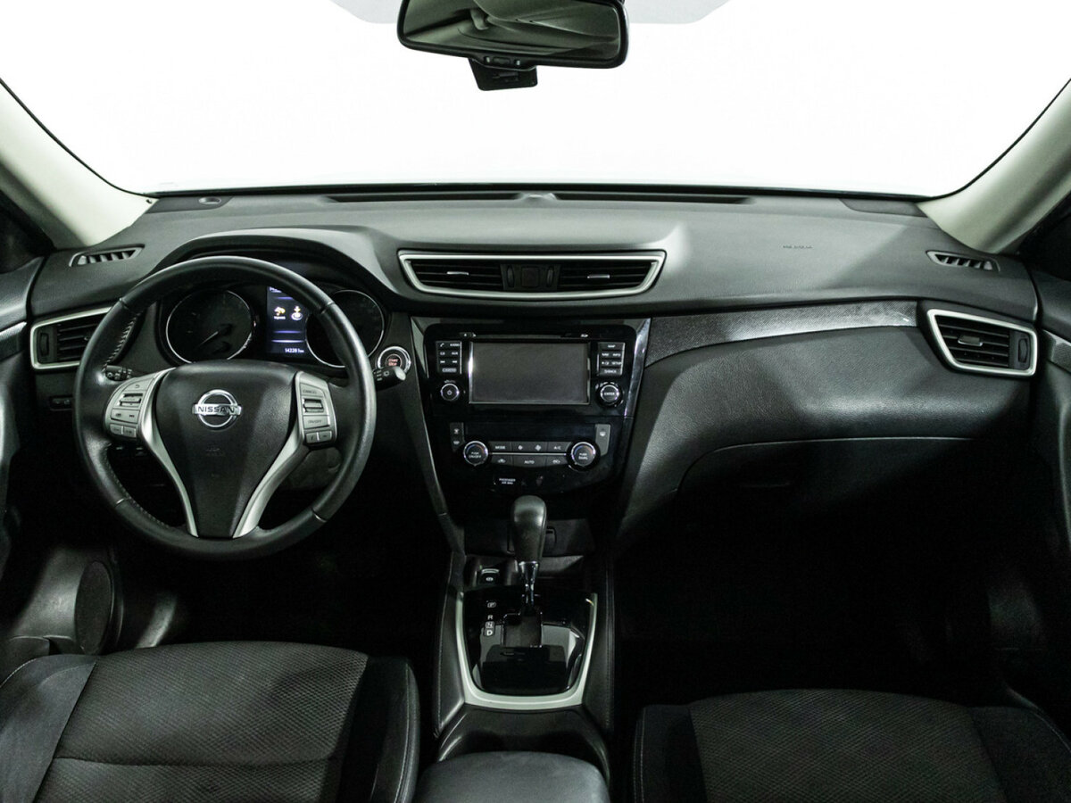 Б/У Ниссан Икс-Трейл 2018 года. Фото: #11