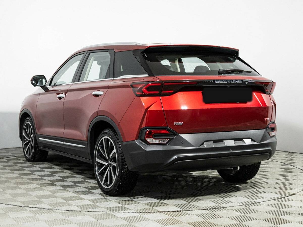 FAW Bestune T77 2023 года с пробегом. Фото: #5