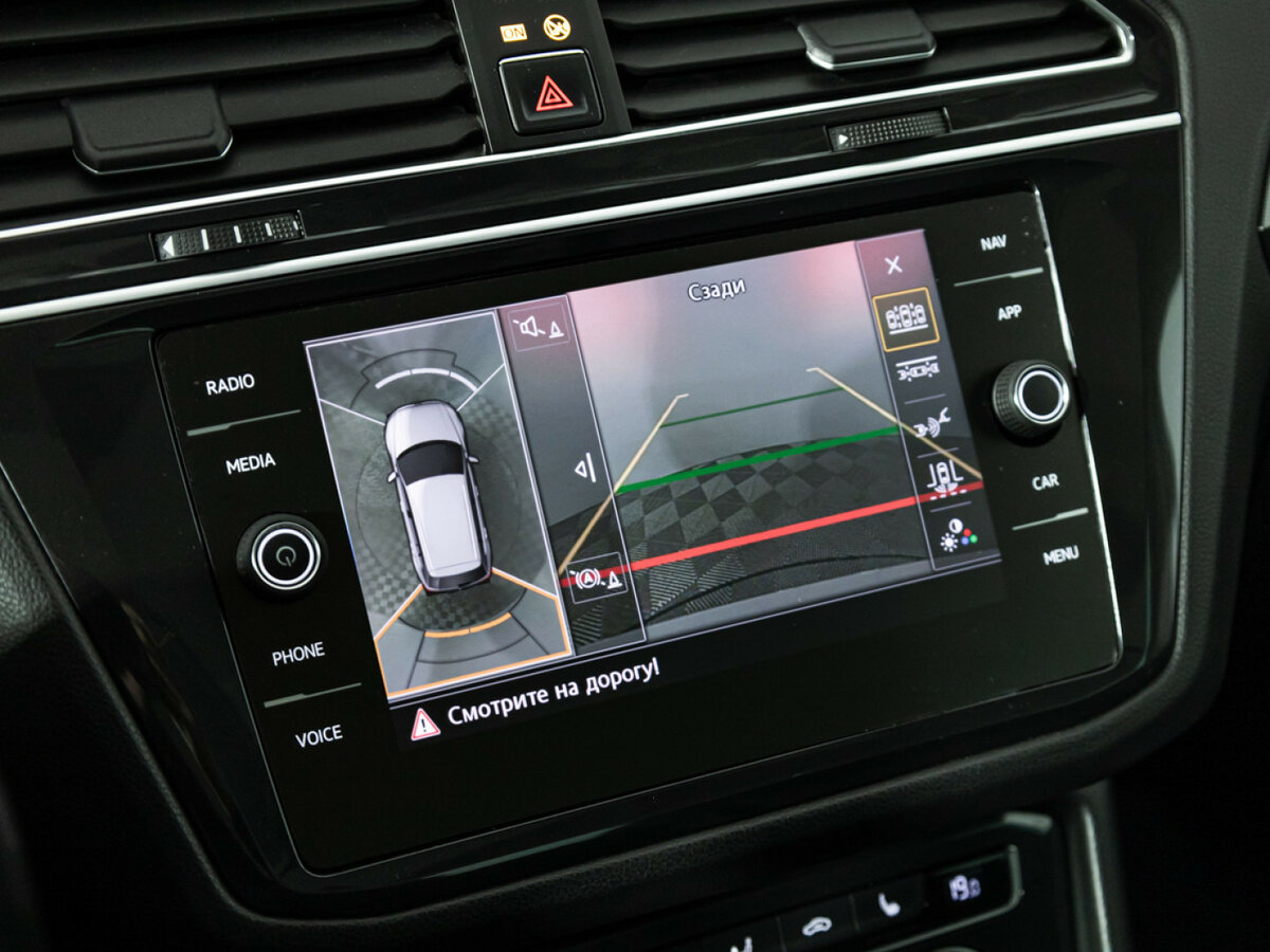 Б/У Фольксваген Тигуан 2018 года. Фото: #16