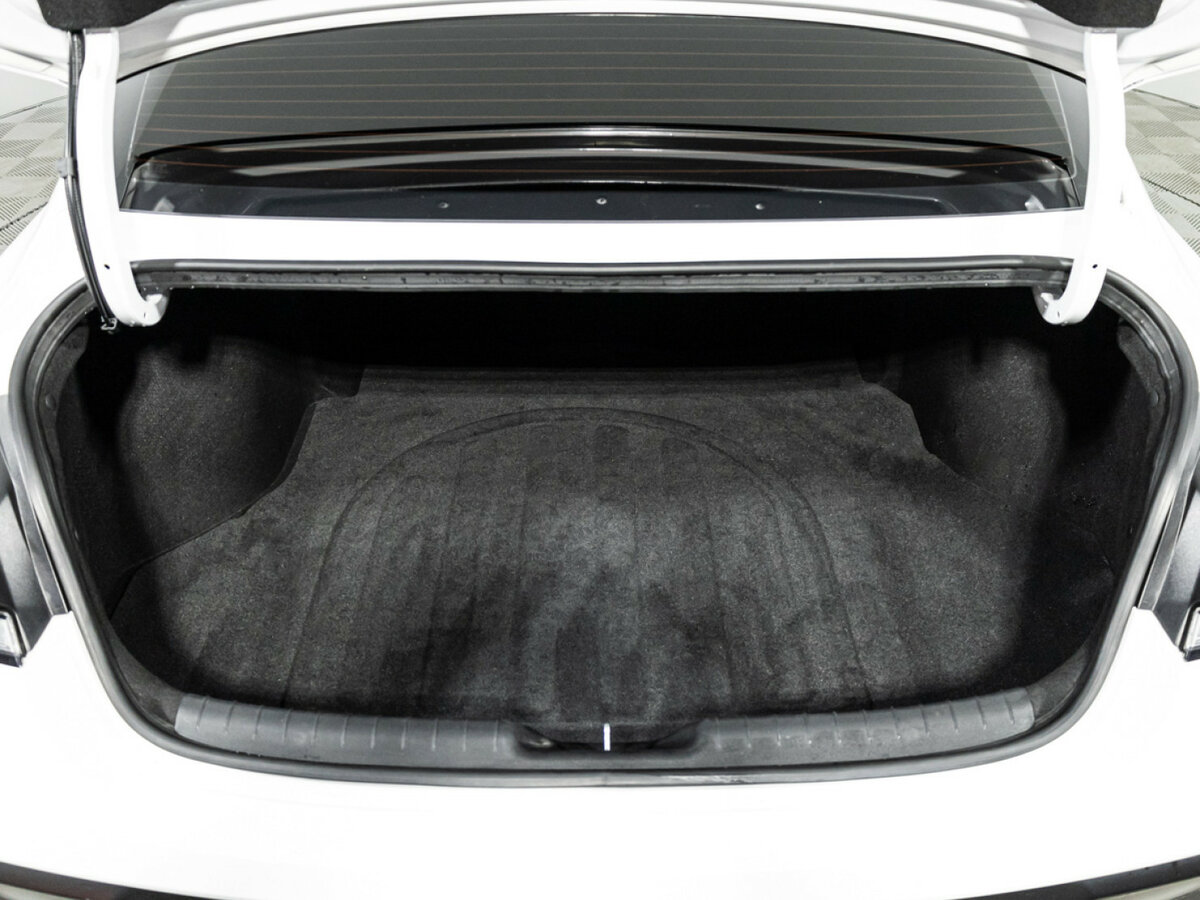 Б/У Хендай Елантра 2023 года. Фото: #18