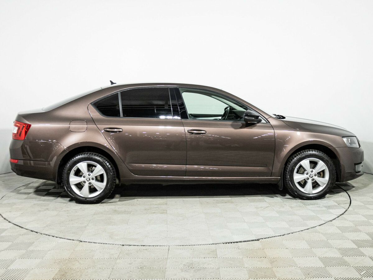 Skoda Octavia 2016 года с пробегом. Фото: #3