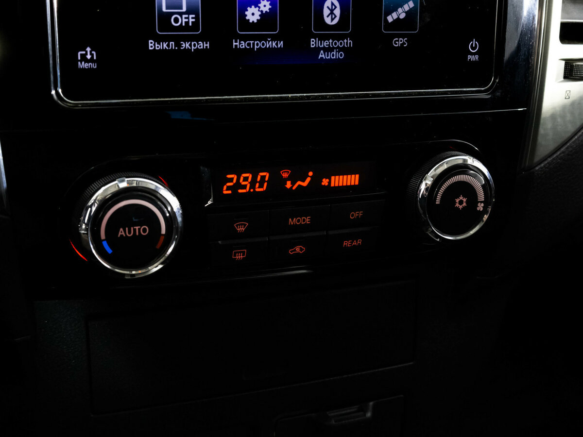 Mitsubishi Pajero 2017 года с пробегом. Фото: #17