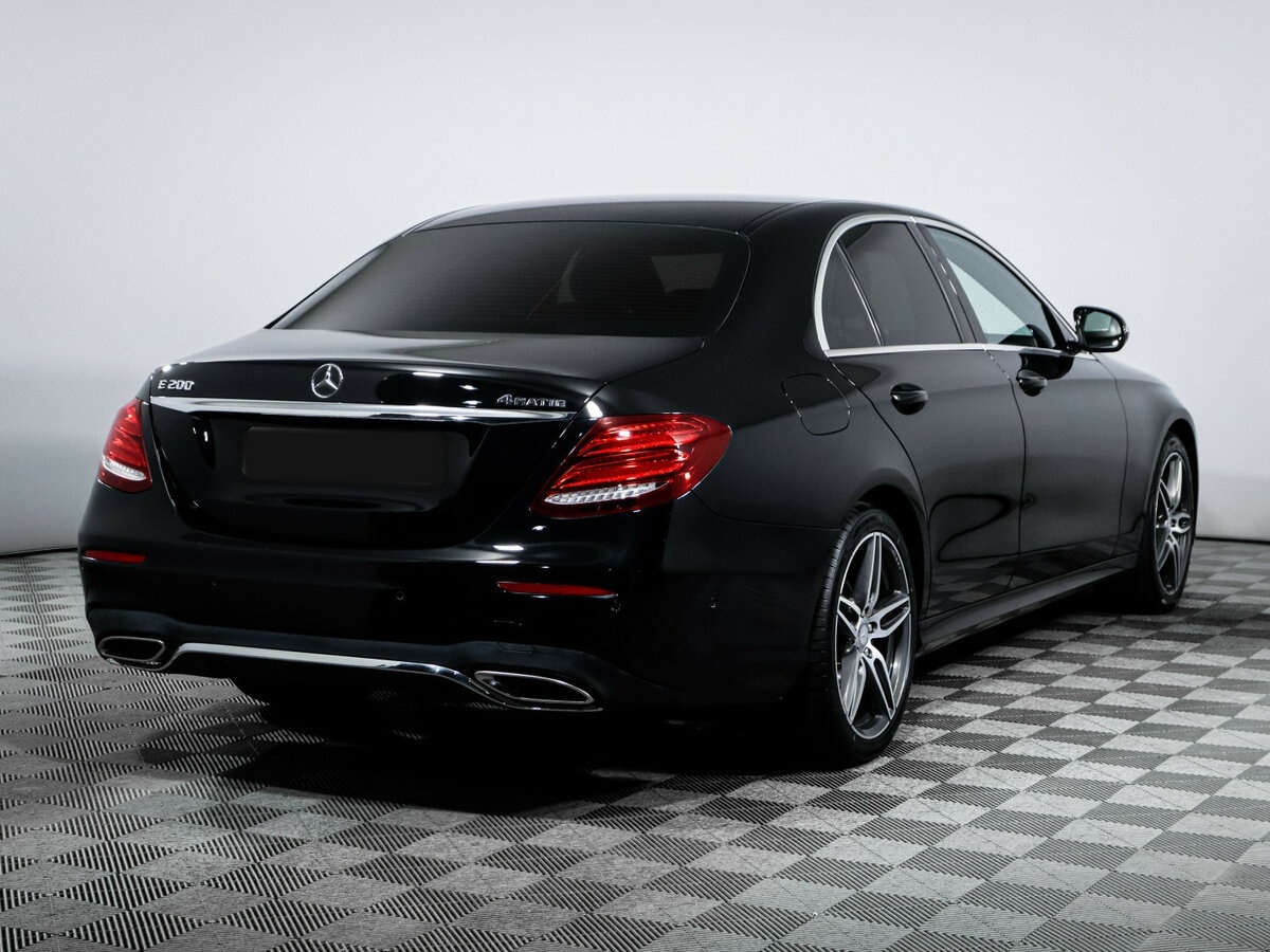 Mercedes-Benz E-Класс 2017 года с пробегом. Фото: #4