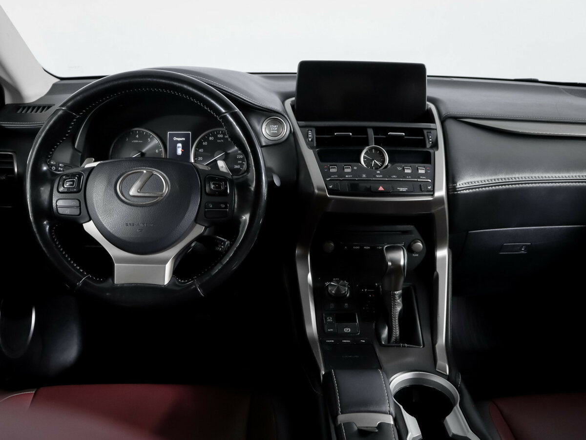 Lexus NX 2017 года с пробегом. Фото: #9