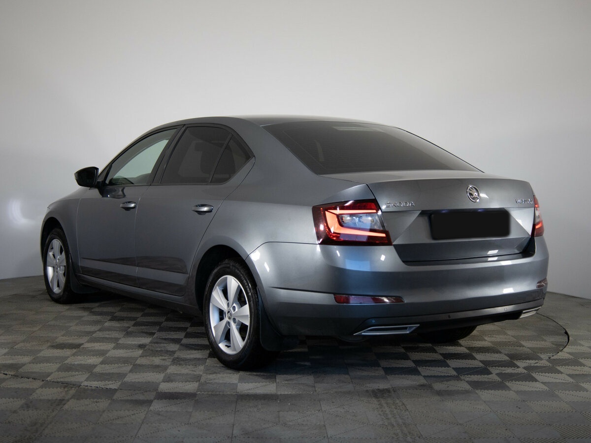 Б/У Шкода Октавия 2014 года. Фото: #5