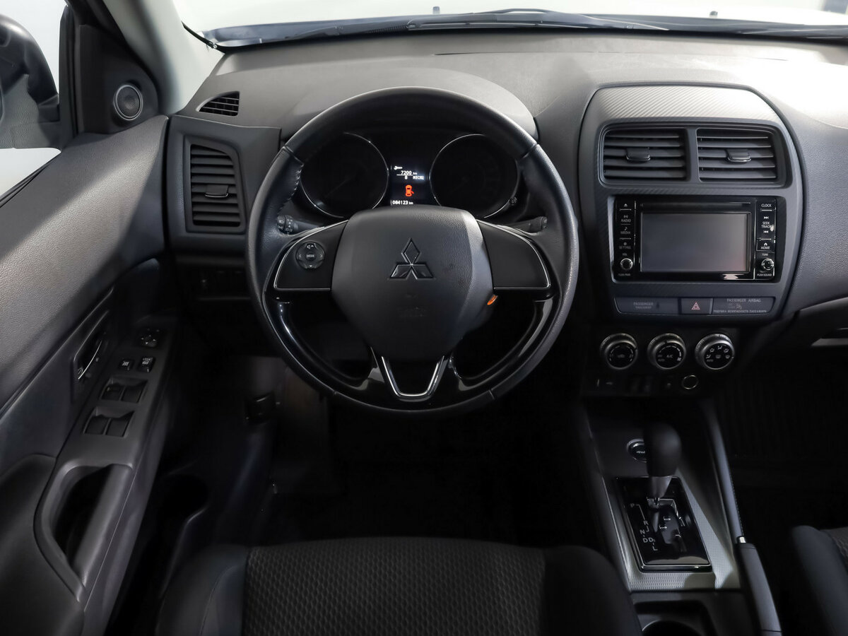 Б/У Митсубиши АС-Икс 2021 года. Фото: #7