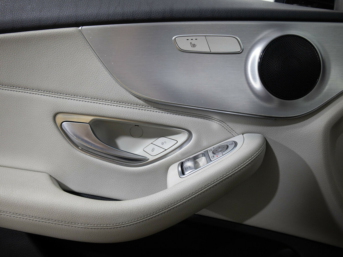 Mercedes-Benz C-Класс 2017 года с пробегом. Фото: #10