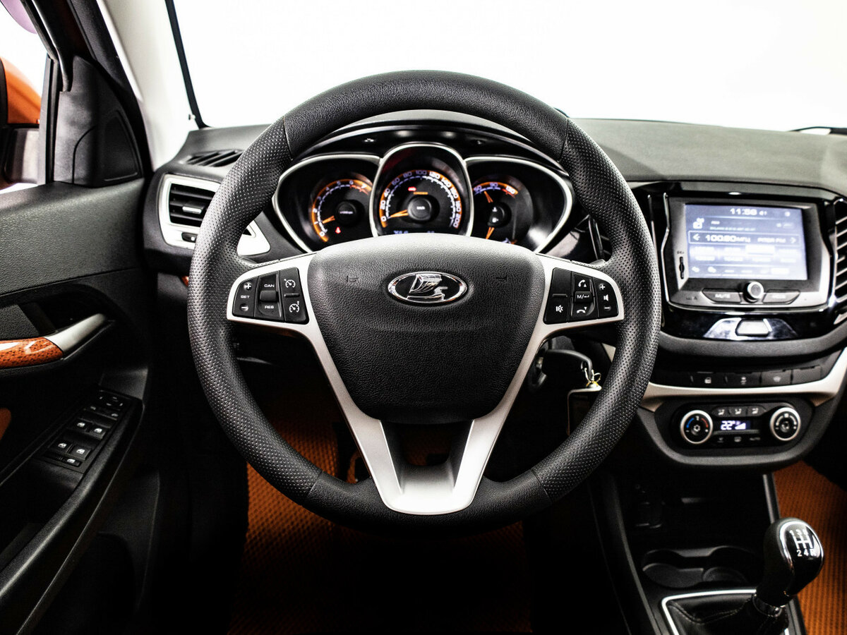 Lada (ВАЗ) Vesta 2019 года с пробегом. Фото: #9