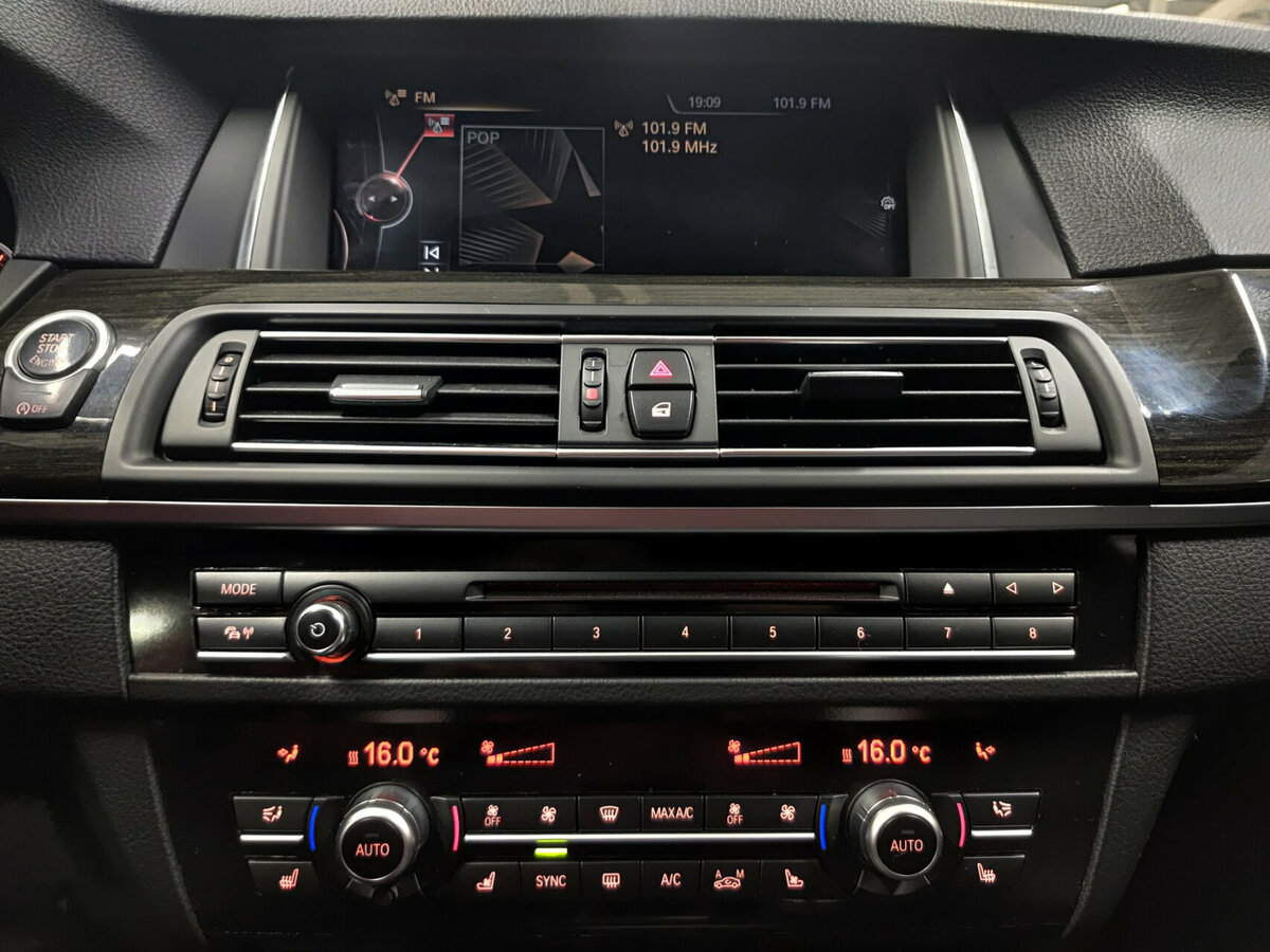 BMW 5 серии 2016 года с пробегом. Фото: #14