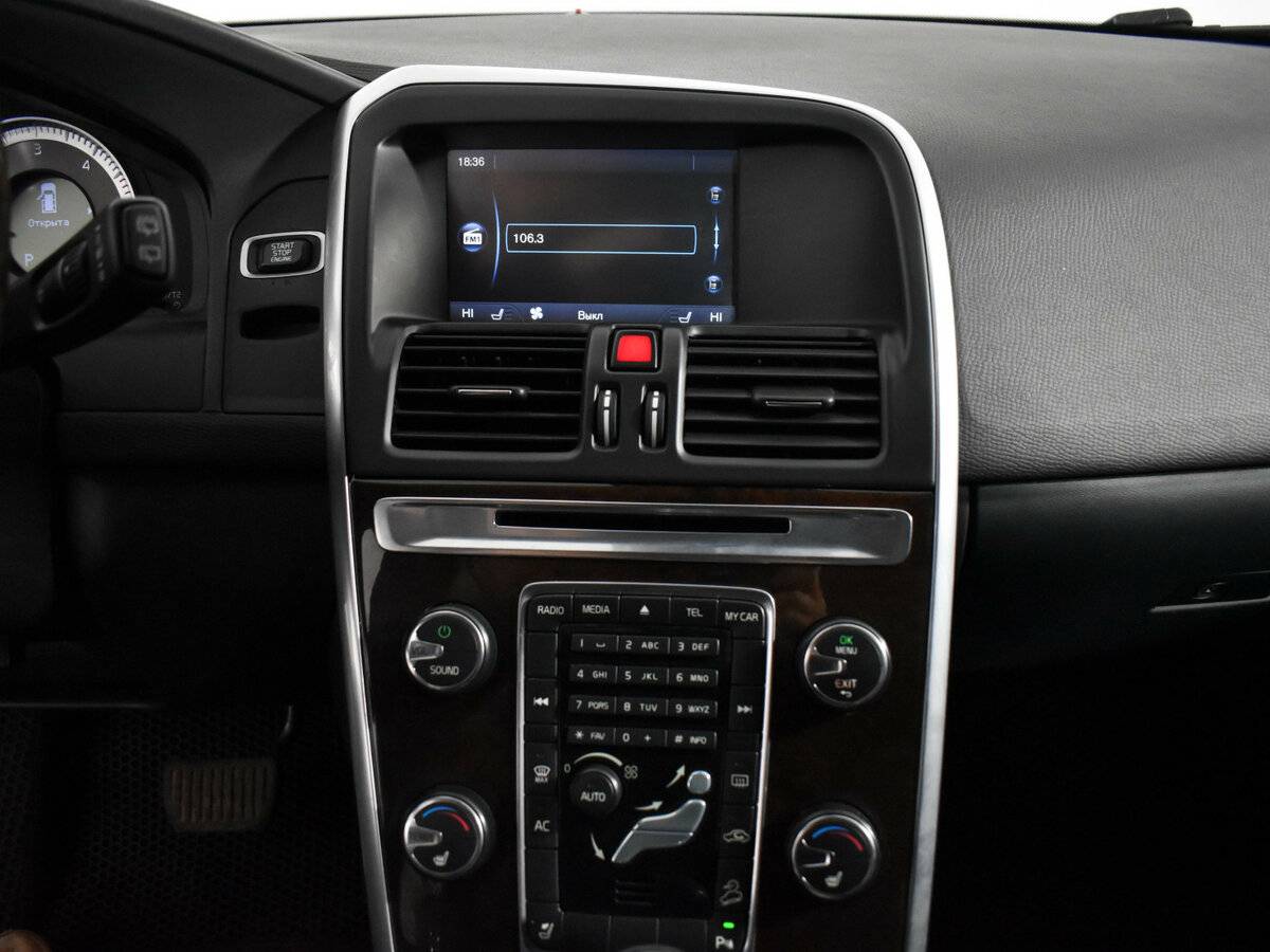 Б/У Вольво ИксЦ60 2012 года. Фото: #14