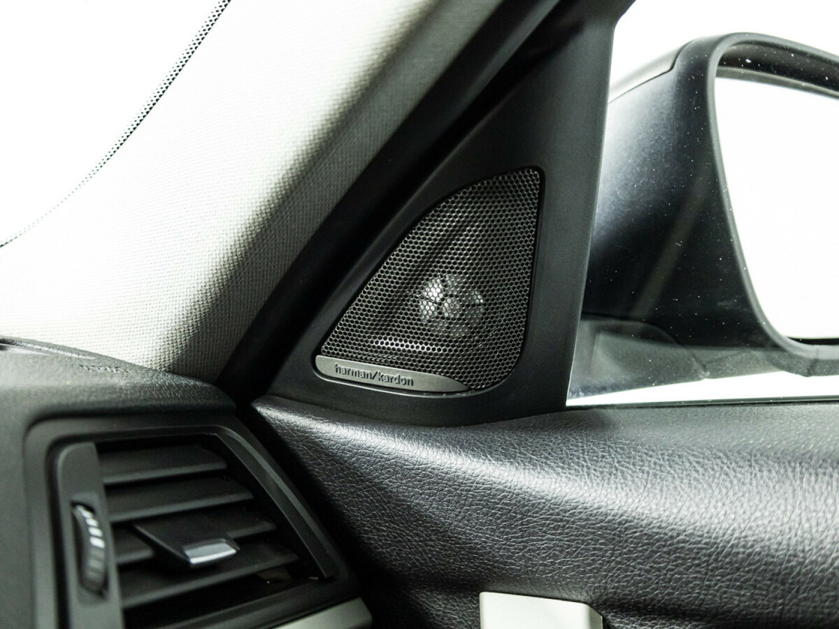 BMW 3 серии 2015 года с пробегом. Фото: #16