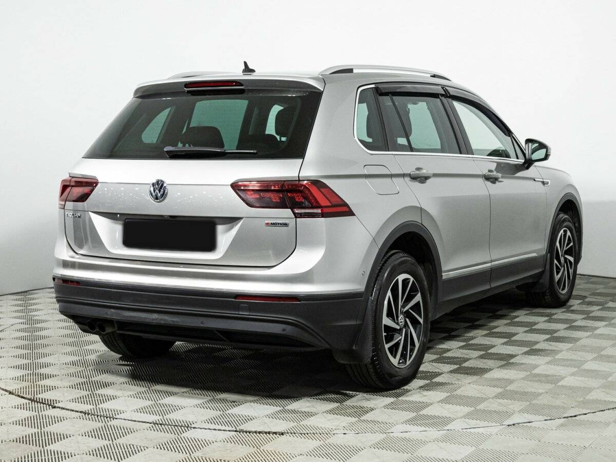 Volkswagen Tiguan 2018 года с пробегом. Фото: #4