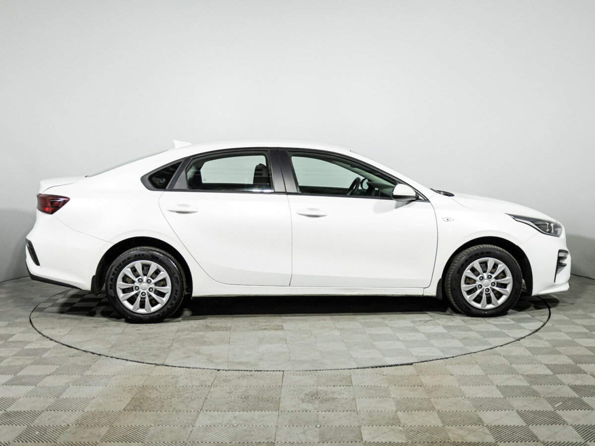 Б/У Киа Церато 2019 года. Фото: #3