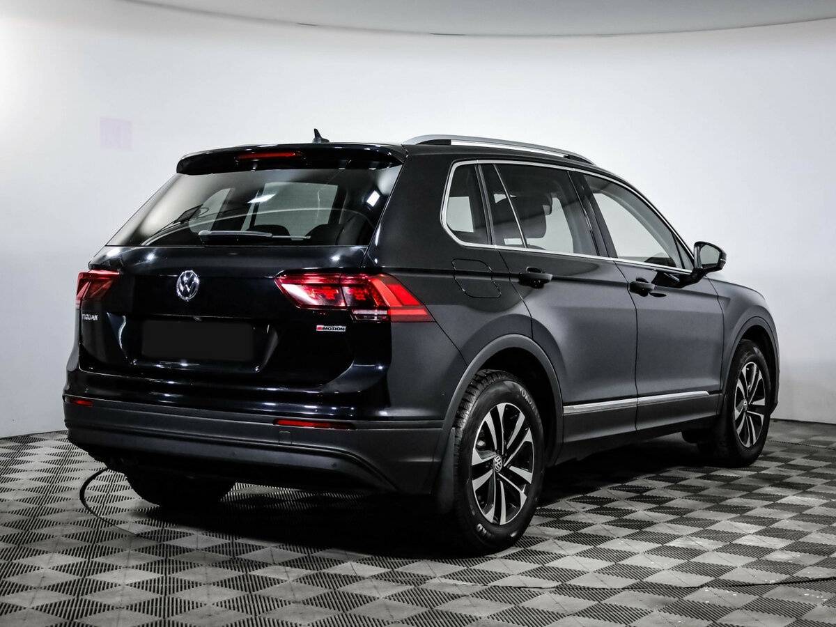 Volkswagen Tiguan 2019 года с пробегом. Фото: #4