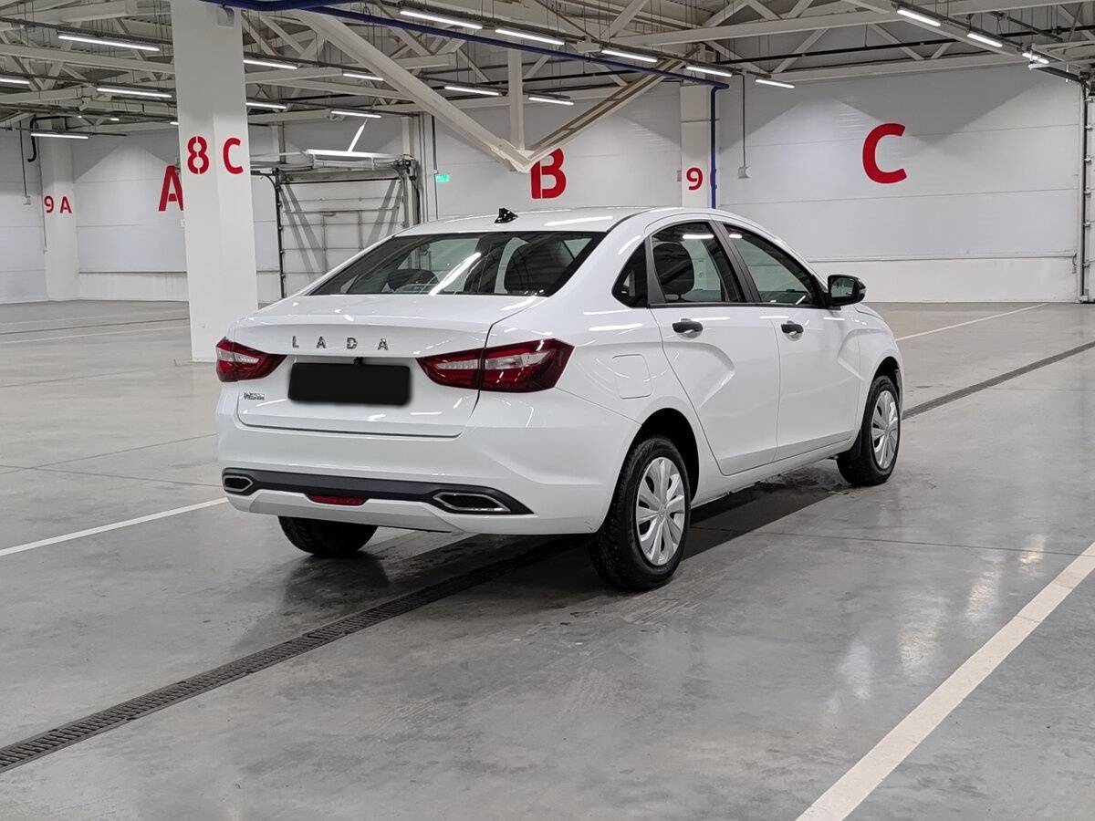Lada (ВАЗ) Vesta 2024 года с пробегом. Фото: #4