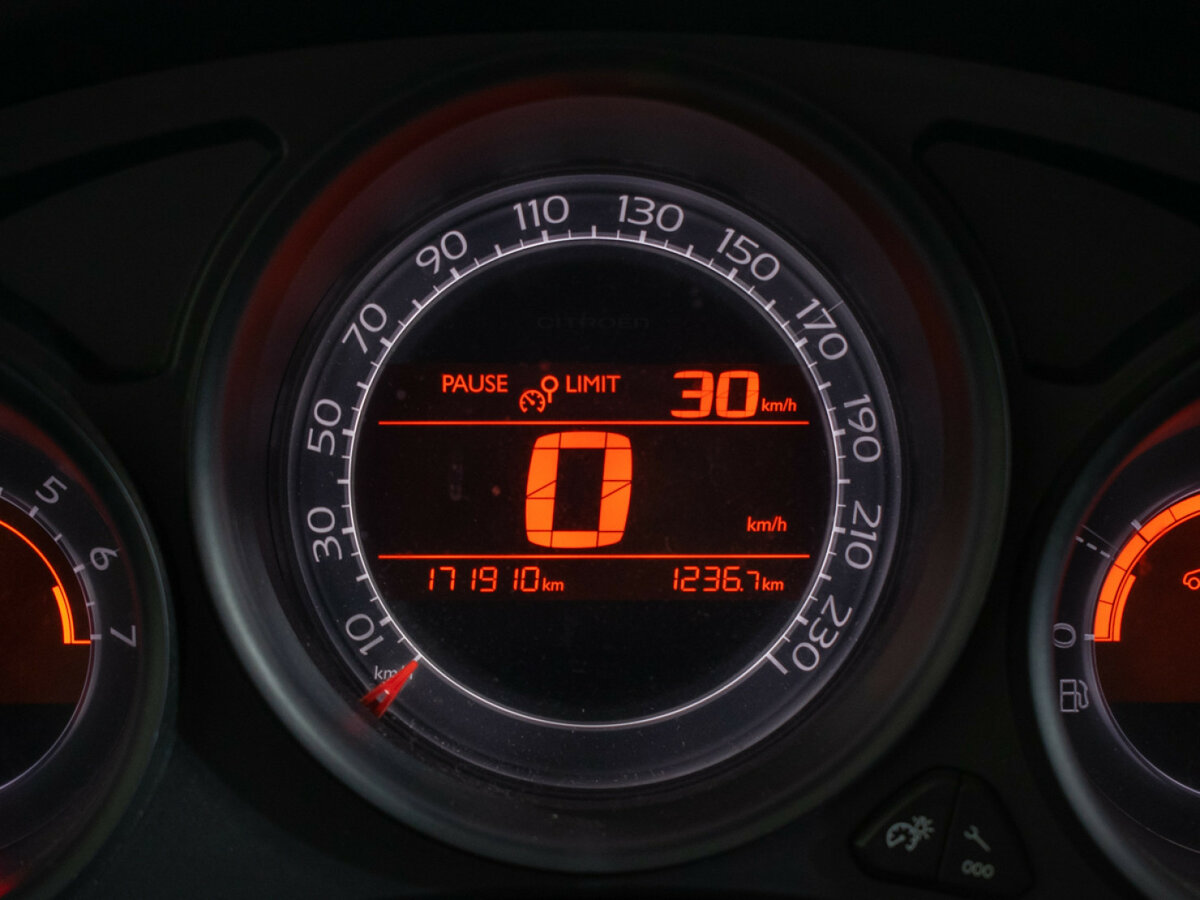 Citroen C4 2013 года с пробегом. Фото: #11