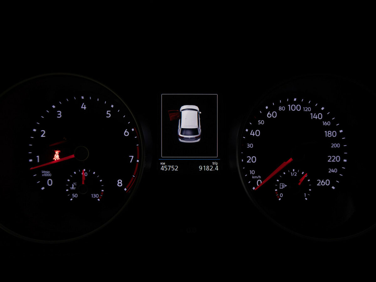 Volkswagen Tiguan 2018 года с пробегом. Фото: #19