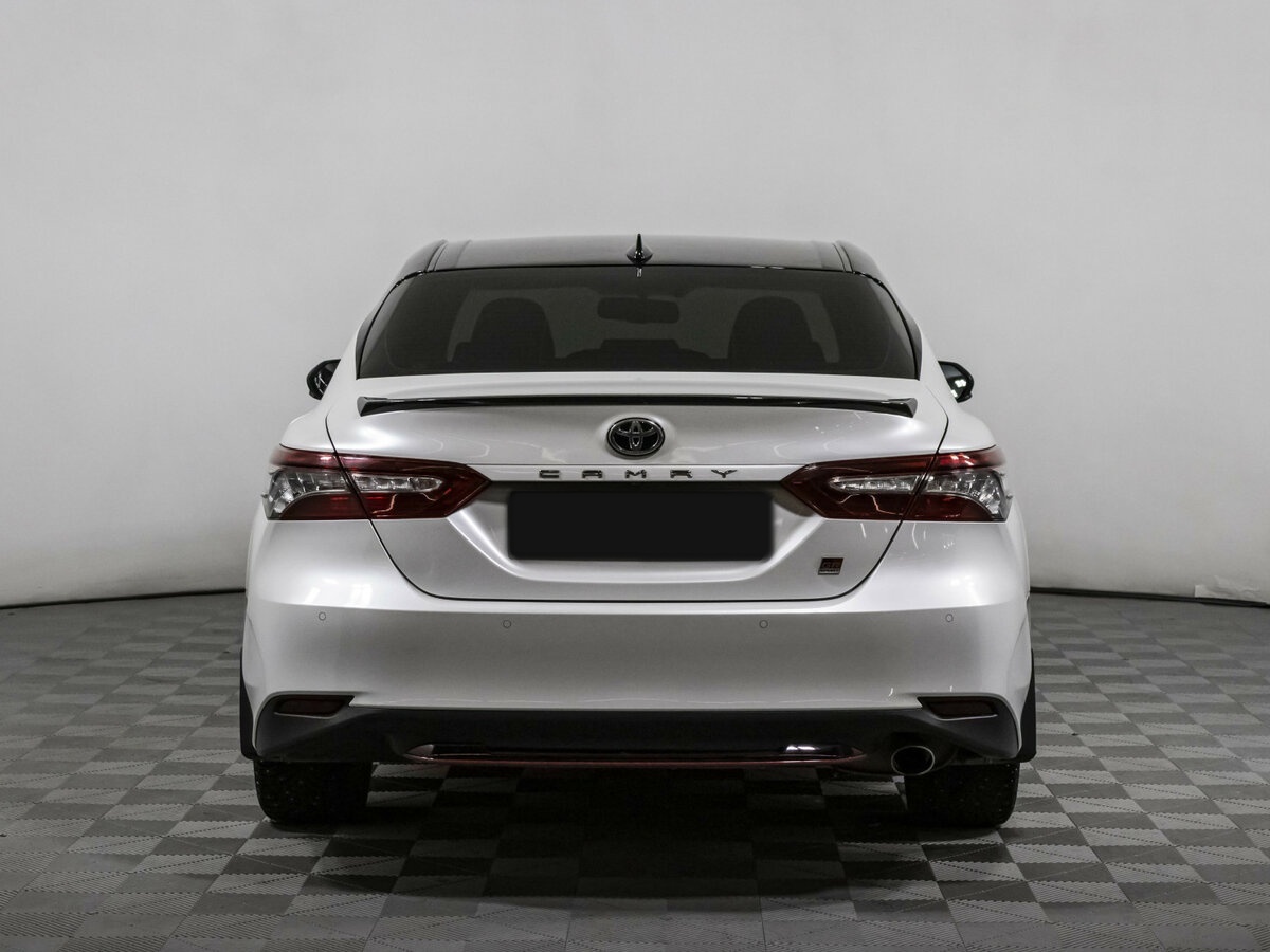 Toyota Camry 2021 года с пробегом. Фото: #4