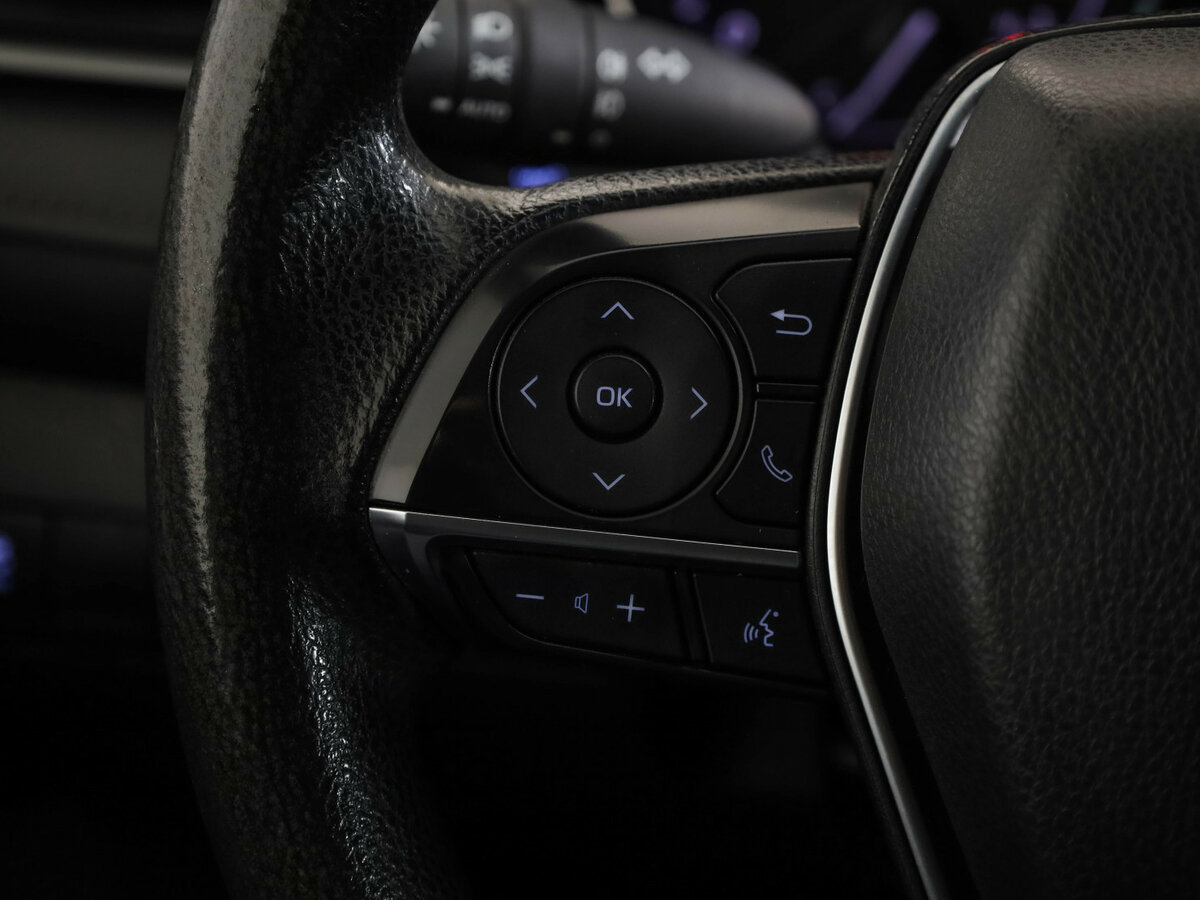 Toyota Camry 2021 года с пробегом. Фото: #7