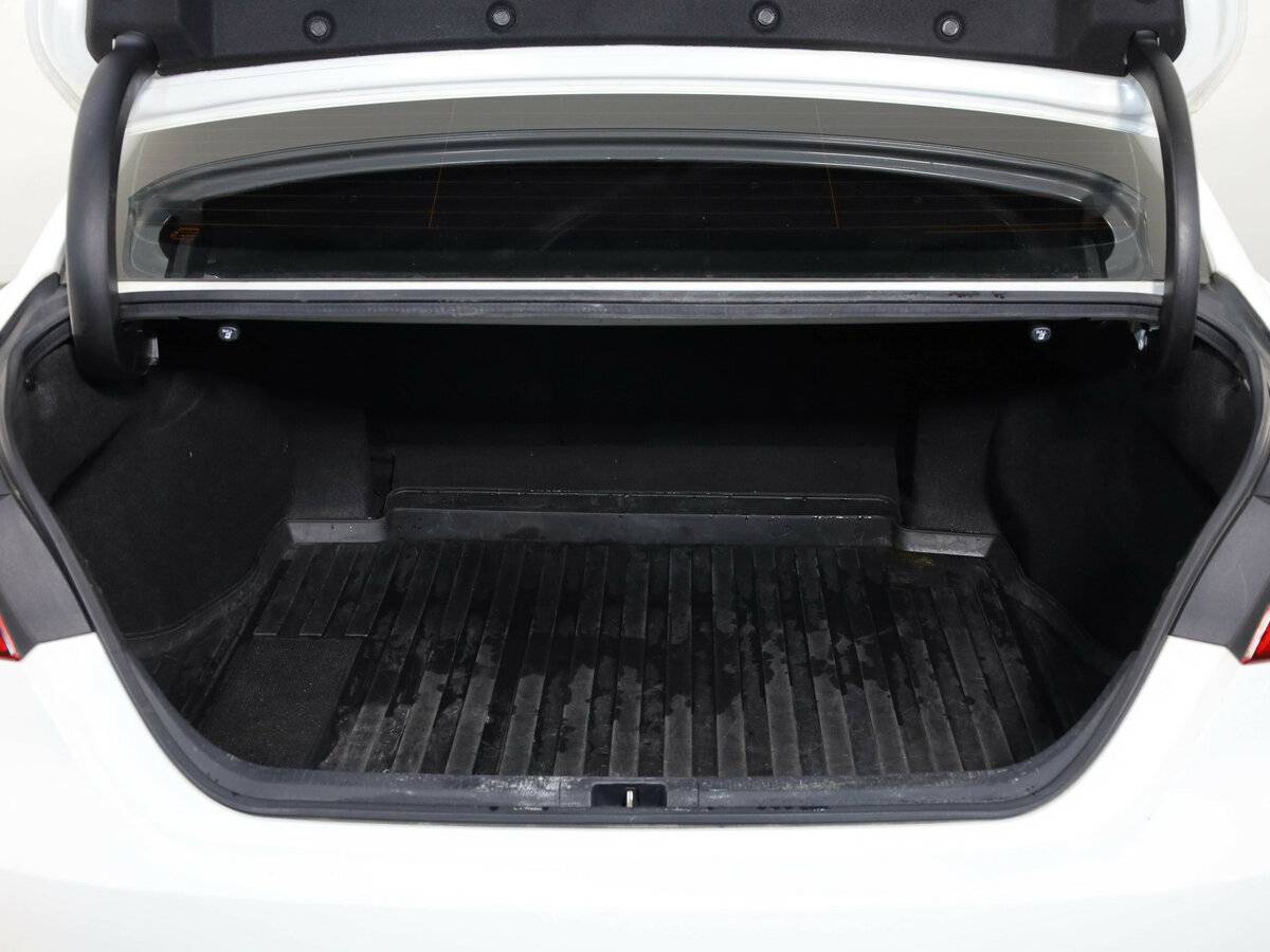 Toyota Camry 2021 года с пробегом. Фото: #9