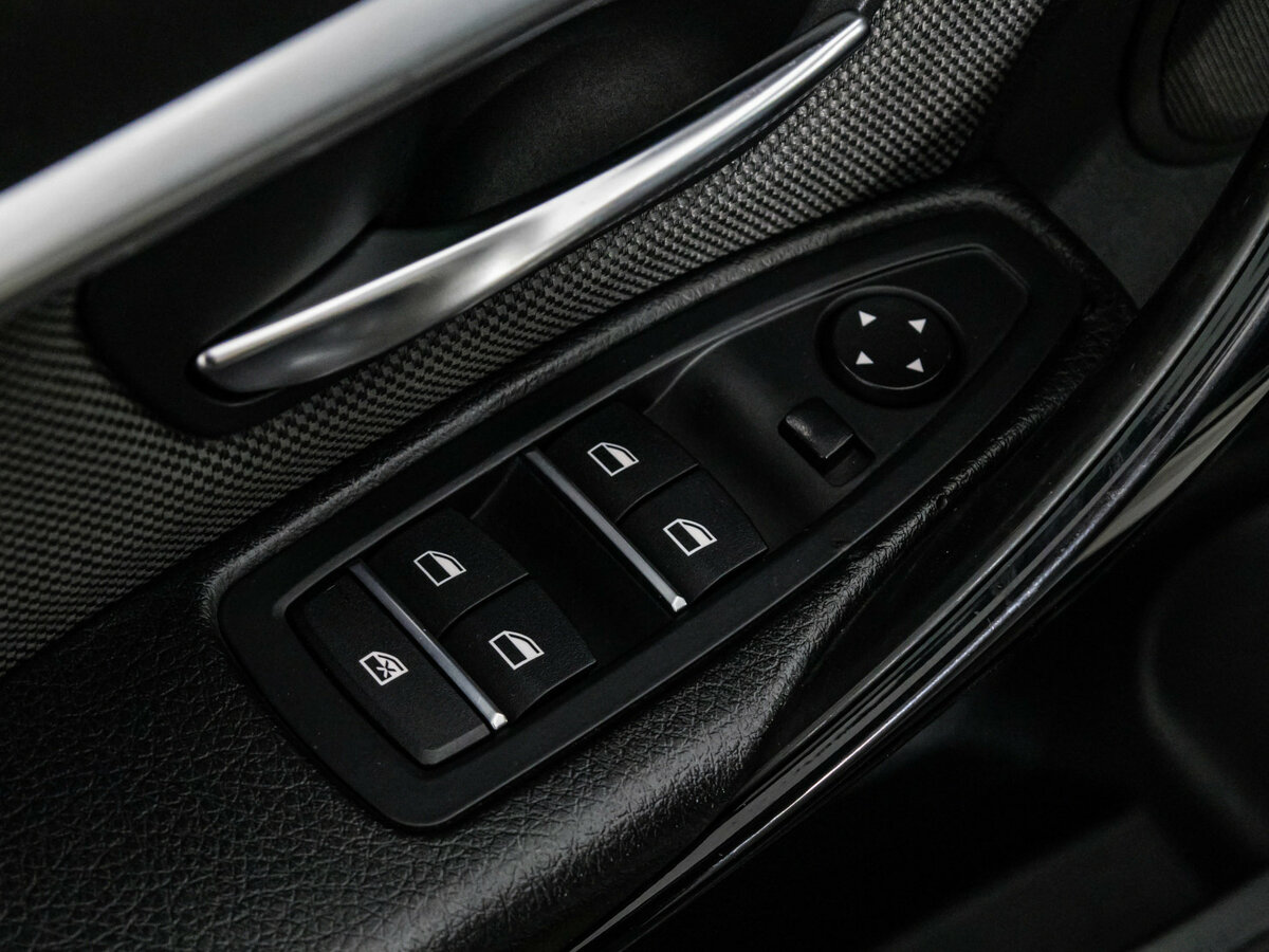 BMW 3 серии 2016 года с пробегом. Фото: #13