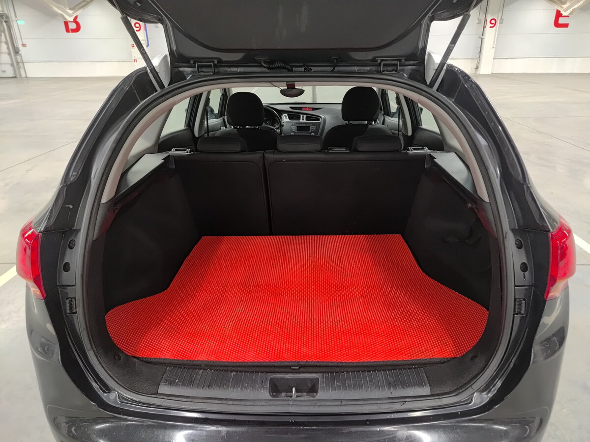 Kia Ceed 2013 года с пробегом. Фото: #8