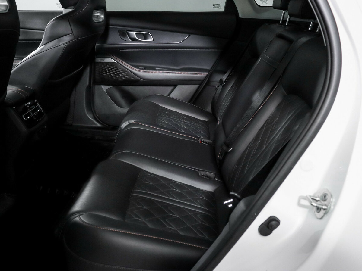 Changan UNI-K 2024 года с пробегом. Фото: #9